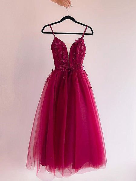 A Line V Neck Burgundy Prom Dresses with Lace Appliques, Burgundy Lace Homecoming Dresses         fg6598