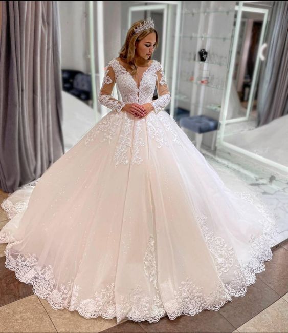 Classy Long Princess Appliques Lace Tulle Wedding Dress with Sleeves      fg6596