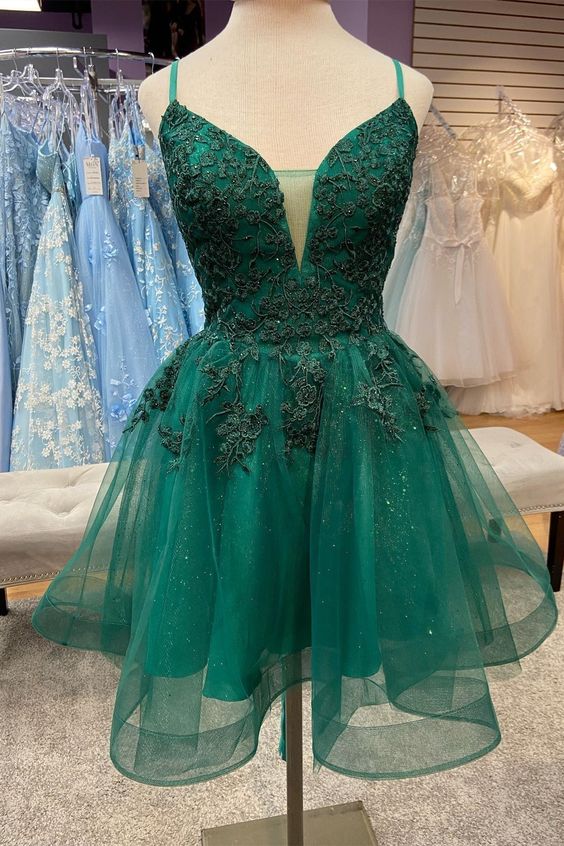 Plunging V Neck Straps Appliques Tulle Homecoming Dress     fg5388