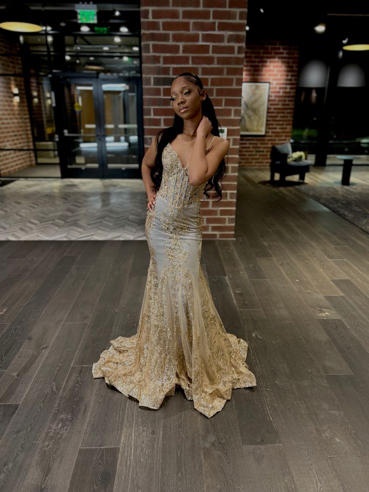 Gold Mermaid Prom Dresses For Black Girls Spaghetti Zipper Back Sweep Train Lace Formal Evening Dress   fg5422