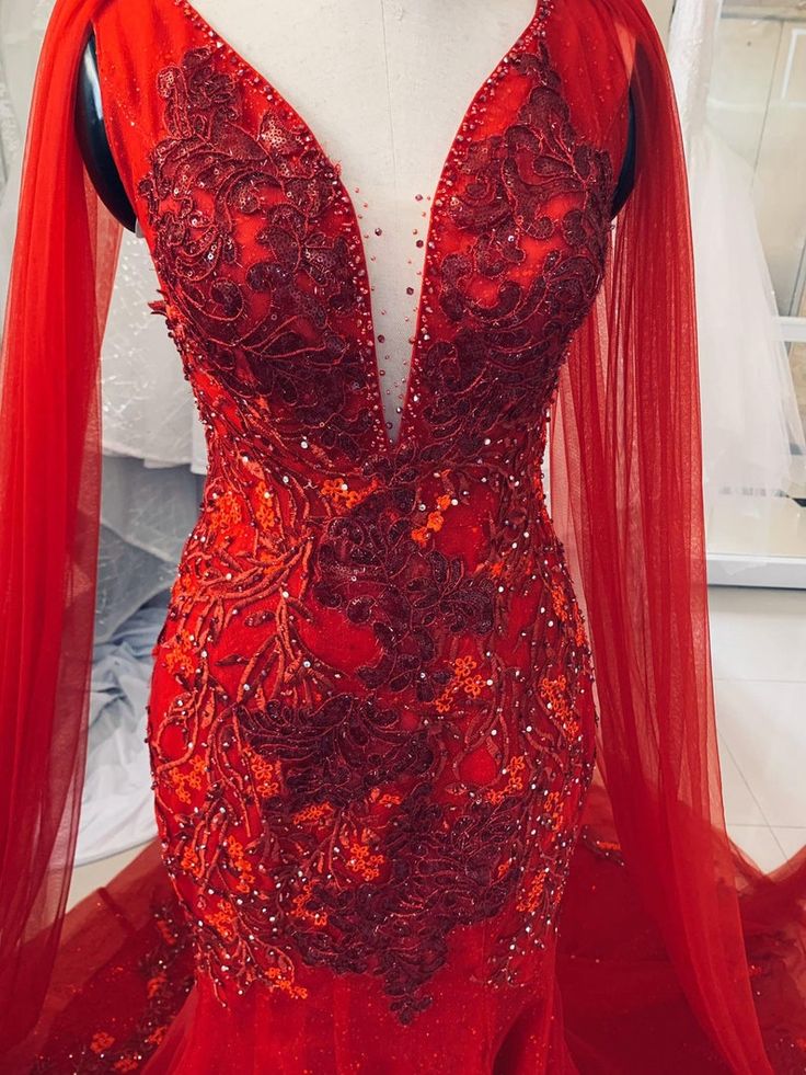 Unique Red Vintage Wedding Dress, Made to Measure Wedding Dress, Princess Bridal Gown Mermaid Prom Dress     fg3270