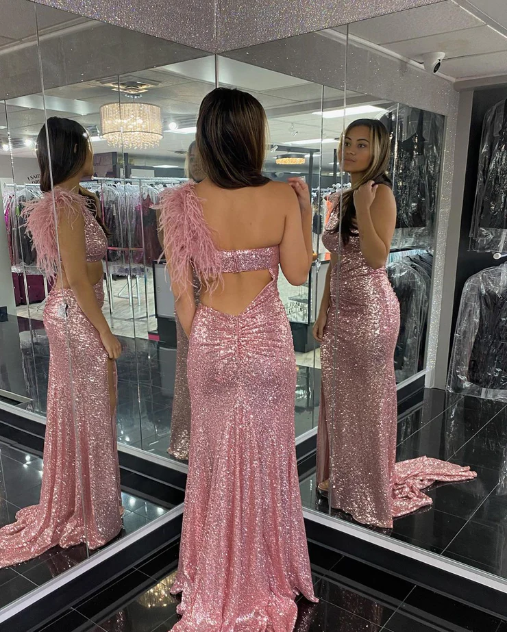 2023 Sparkly Mermaid One Shoulder Blush Sequins Prom Dresses with Slit       fg2350